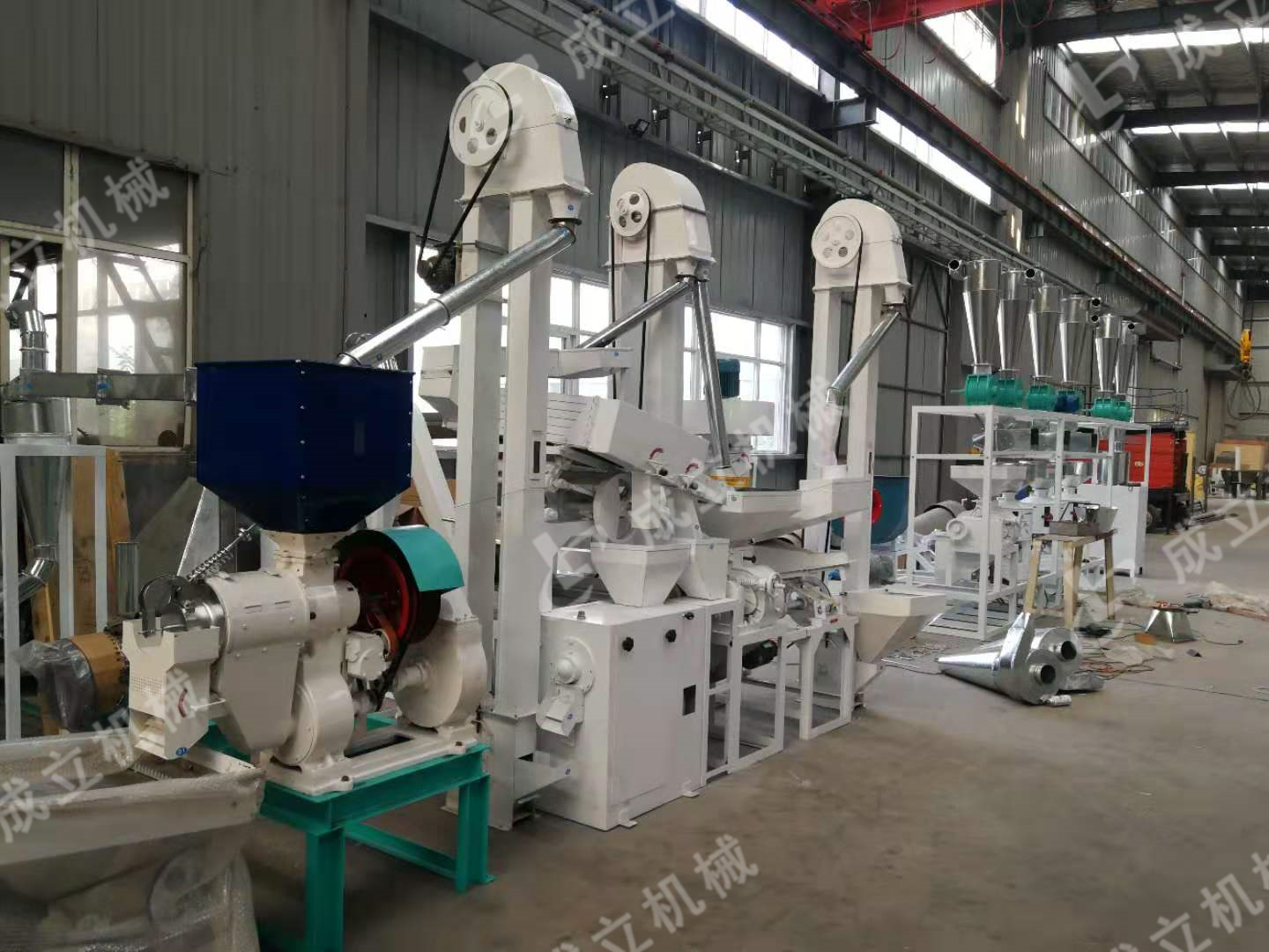 小型面粉加工机械的特征?适合应用到哪些地方?