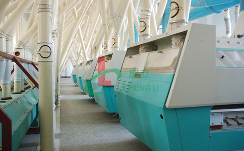 延长小麦磨面机的使用年限，应从哪些方面着手呢？